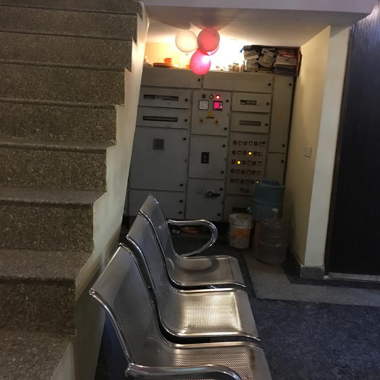 Hotel Vintage Inn ニューデリー エクステリア 写真