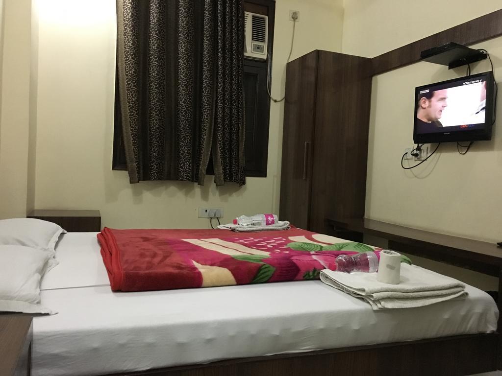 Hotel Vintage Inn ニューデリー エクステリア 写真